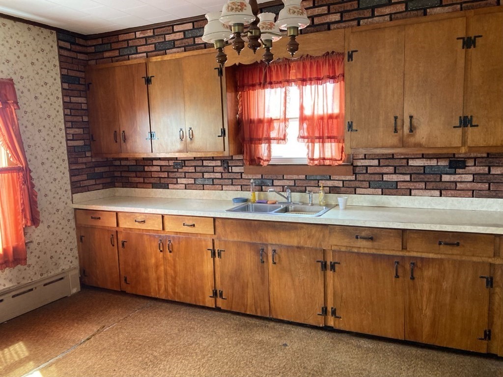 231 Baird Street Fall River, MA 02721 - Photo 2 of 5 Gallery Image 2