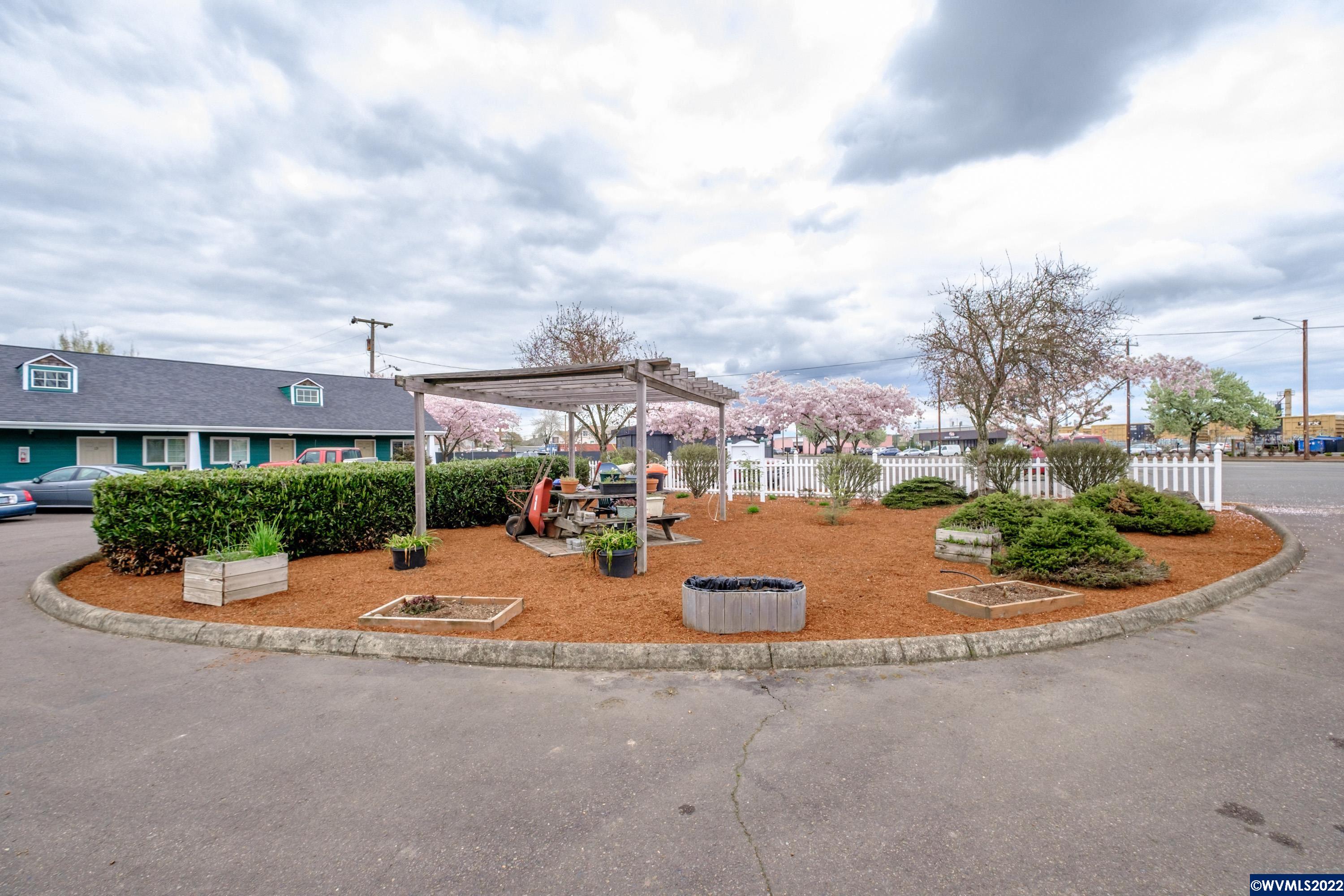 1410 Southwest Washington Street Albany, OR 97321 - Photo 9 of 42 Gallery Image 9