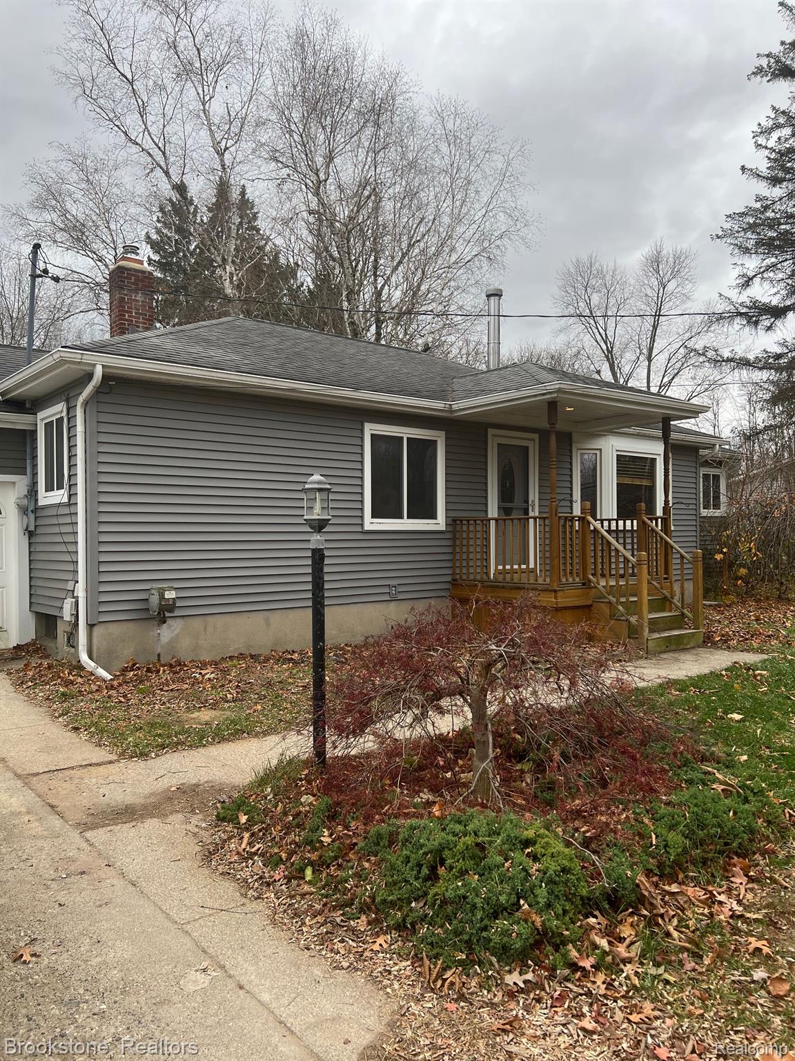 6461 Silver Lake Road Linden, MI 48451 - Photo 1 of 36