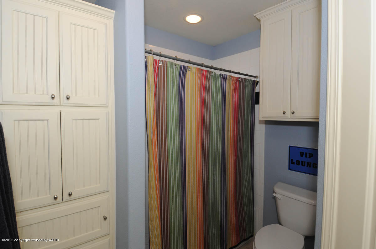 9310 Rj Drive Amarillo, TX 79119 - Photo 34 of 70 BATHROOM 3 VIEW 1