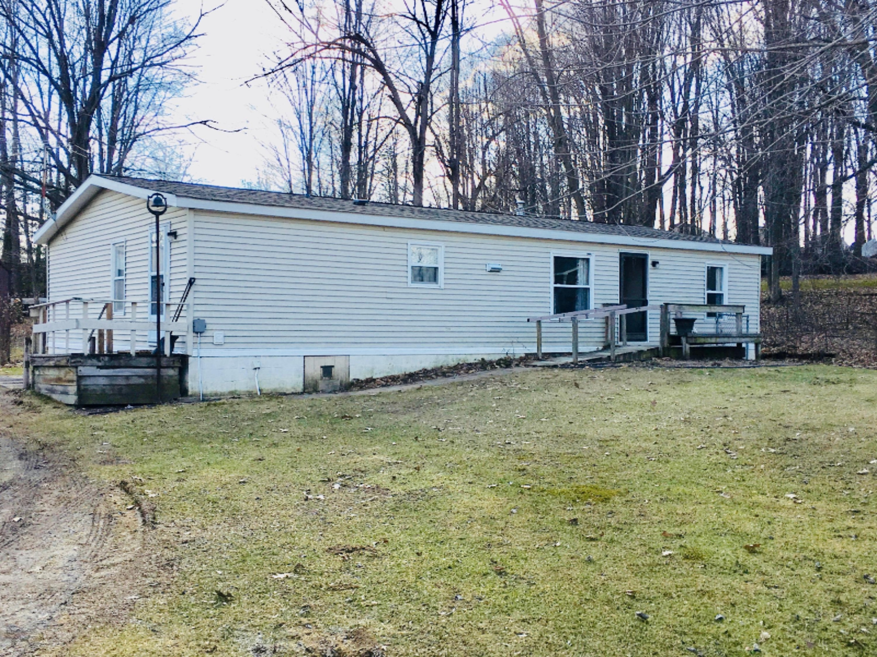 7032 Pike Road Delton, MI 49046 - Photo 3 of 24 Front