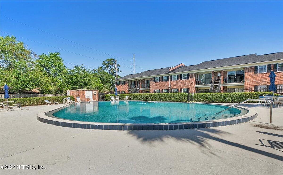 4915 Baymeadows Road, Unit 2B Jacksonville, FL 32217 - Photo 17 of 17 16-Community Pool