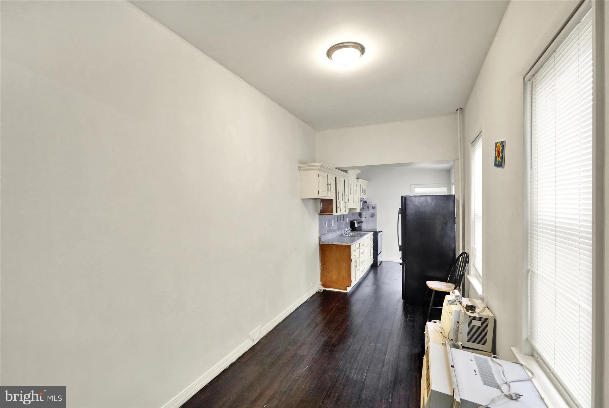 726 Locust Street Reading, PA 19604 - Photo 8 of 23 360_9280