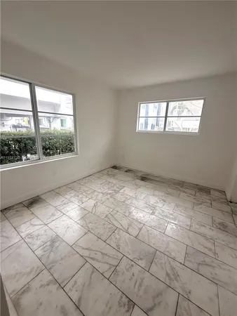 $3,150 | 922 Jefferson Avenue, Unit 6, Miami Beach, FL 33139