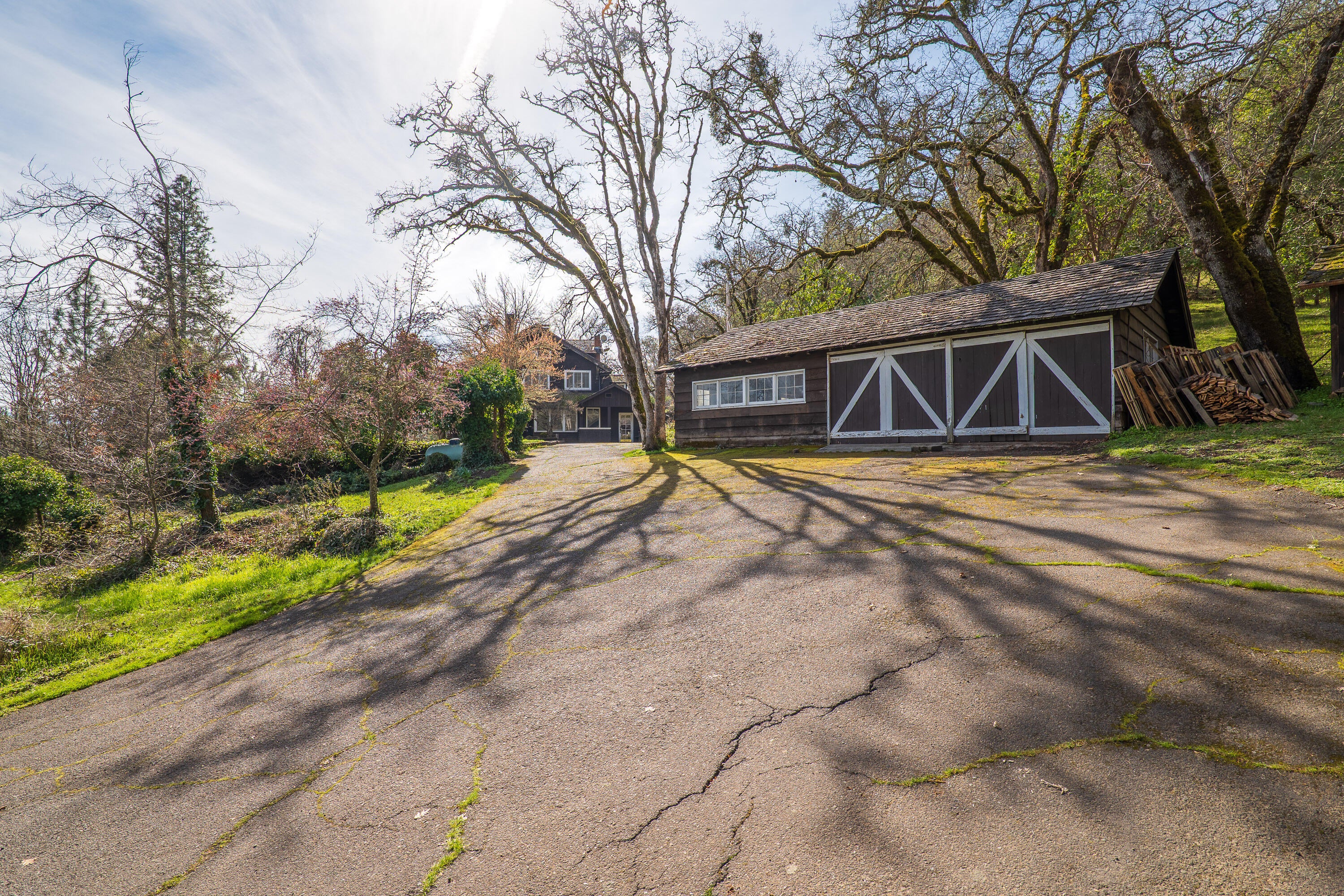 4132 Livingston Road Central Point, OR 97502 - Photo 53 of 59 52