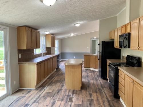 1845 Back Valley Road La Follette, TN 37766 - Photo 4 of 19 Gallery Image 4