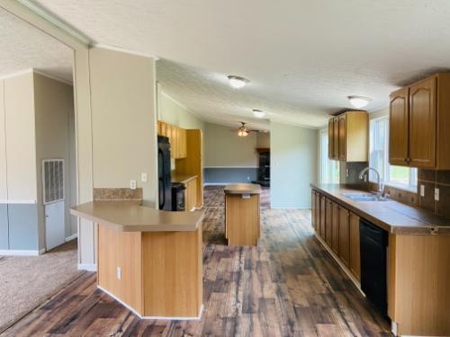 1845 Back Valley Road La Follette, TN 37766 - Photo 5 of 19 Gallery Image 5