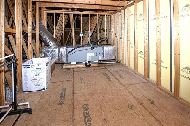 a picture of a very nice looking building