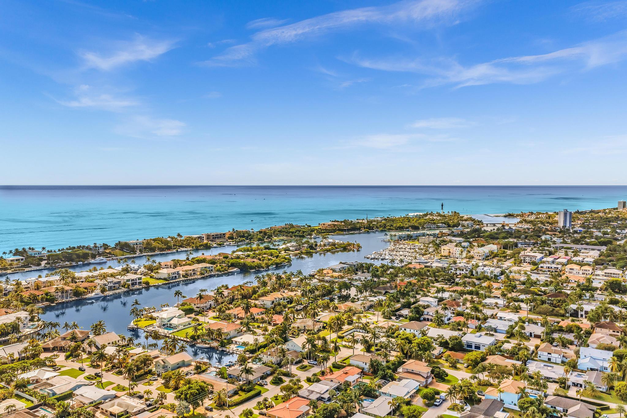 2888 Northeast 33rd Street Lighthouse Point, FL 33064 - Photo 119 of 129 DJI_20250911104615_0106_D