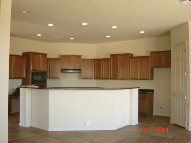 3965 East Hashknife Road Phoenix, AZ 85050 - Photo 7 of 13 kitchen