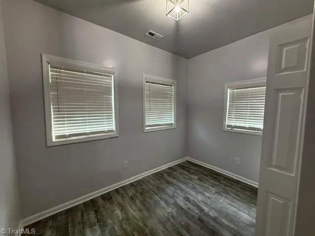 $1,400 | 1308 South Pearson Street, Greensboro, NC 27406