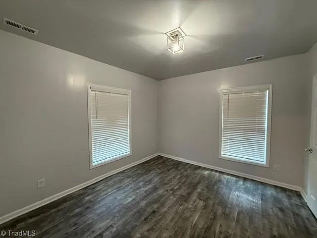 $1,400 | 1308 South Pearson Street, Greensboro, NC 27406