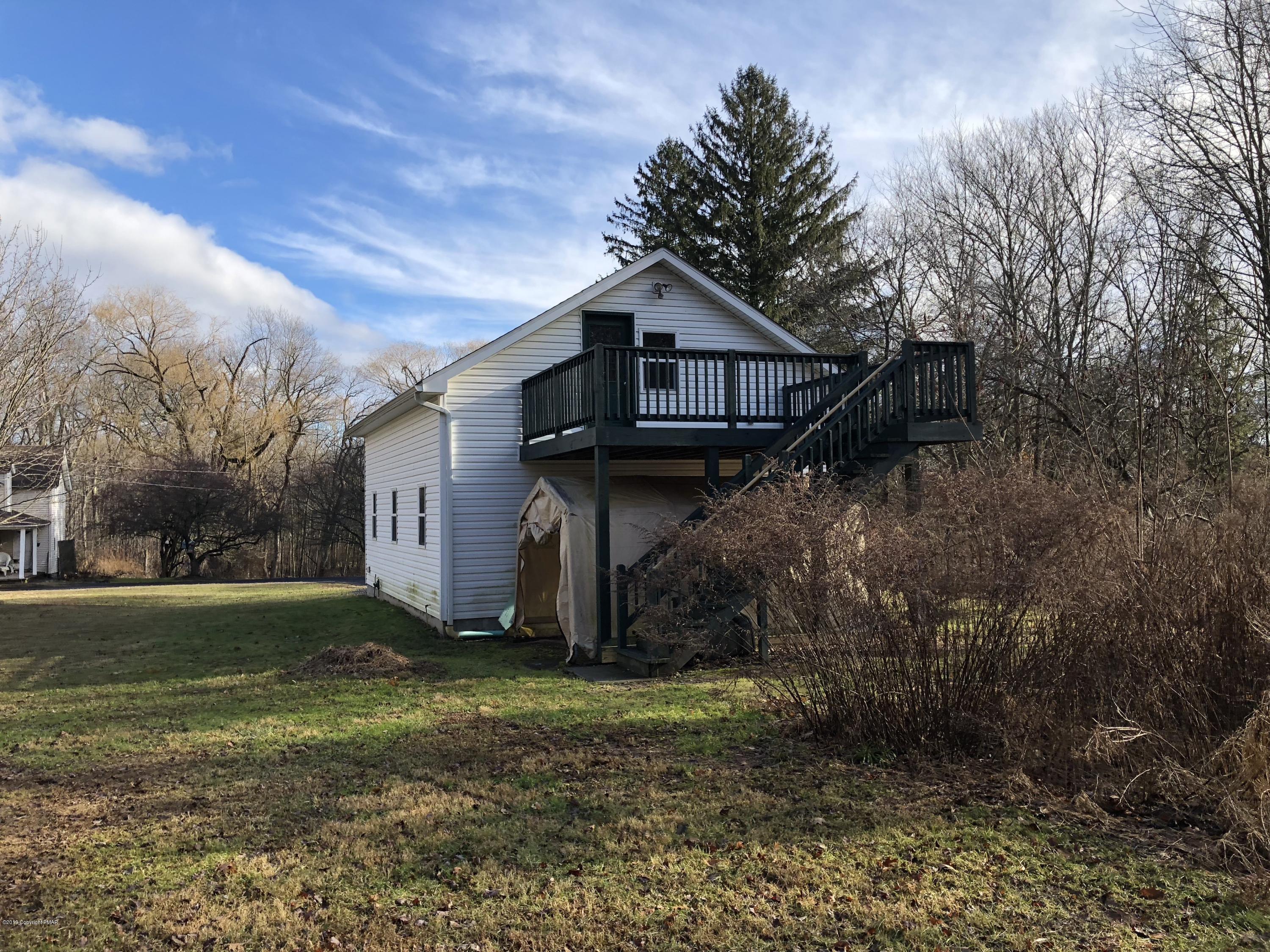 129 Pelak Road Stroudsburg, PA 18360 - Photo 2 of 41 IMG_4133