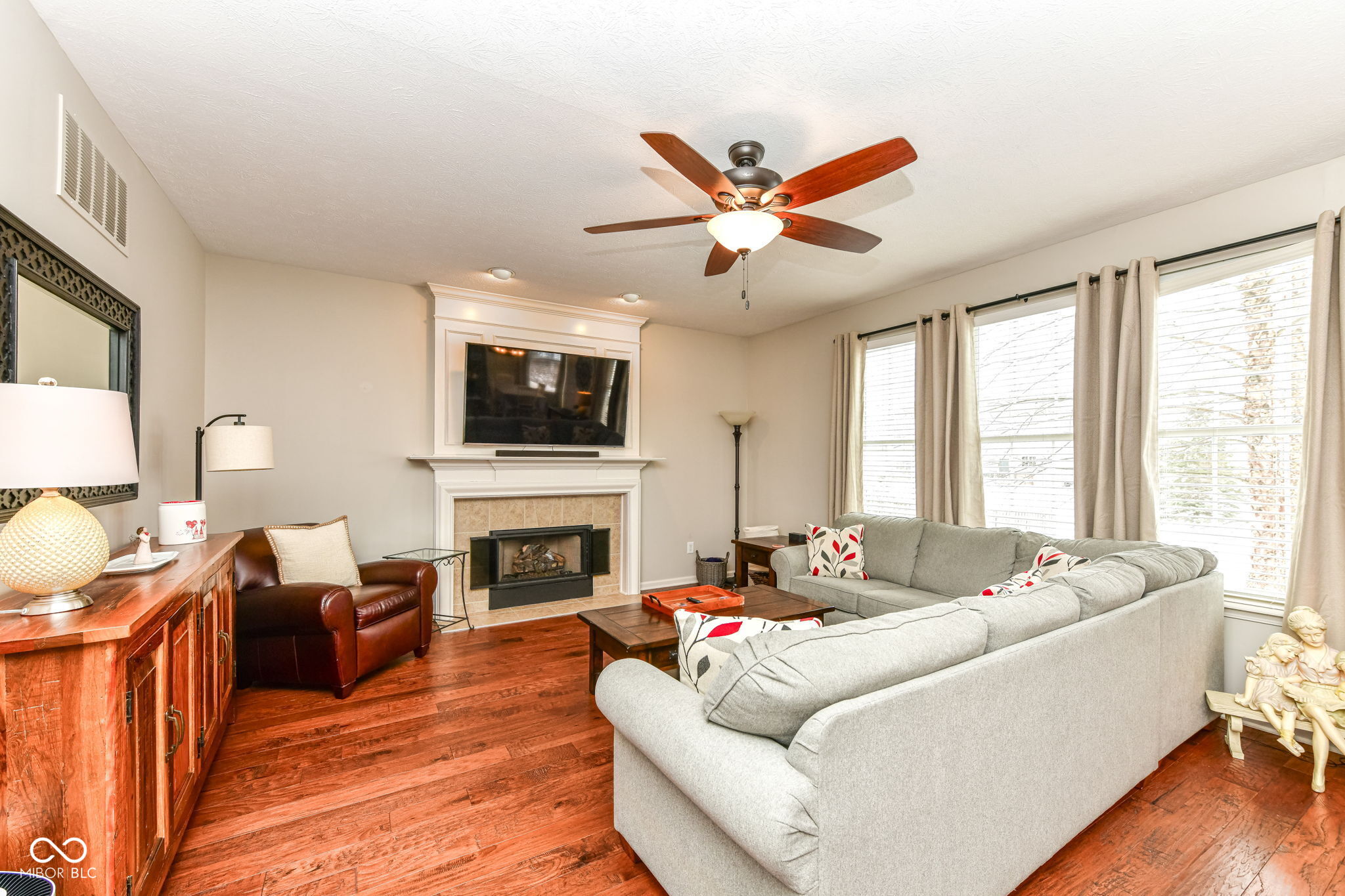 11904 Suncatcher Drive Fishers, IN 46037 - Photo 12 of 39