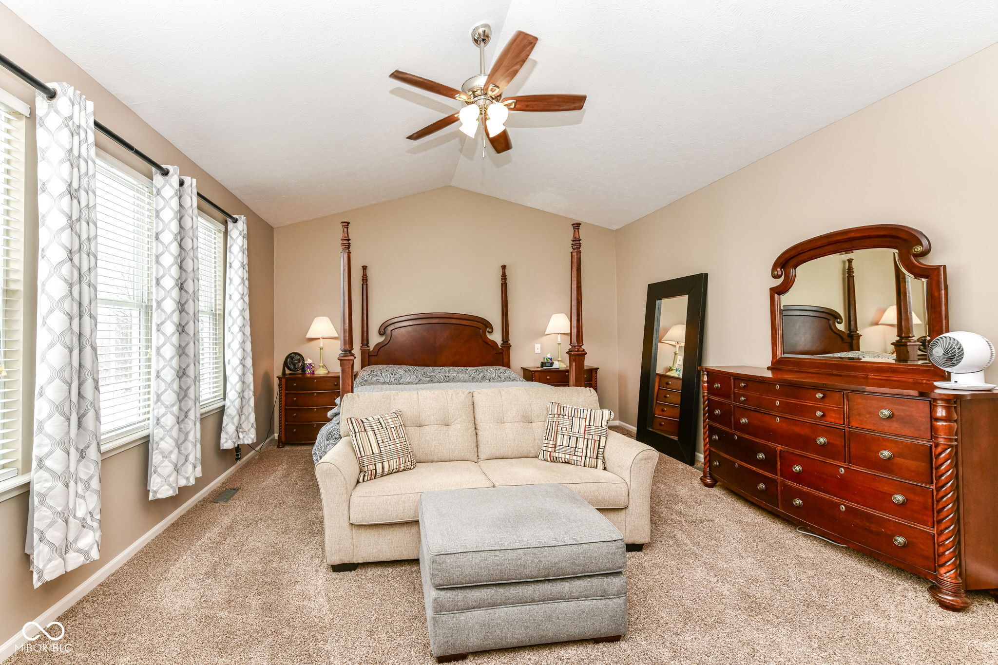 11904 Suncatcher Drive Fishers, IN 46037 - Photo 18 of 39