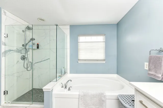 $575,000 | 11904 Suncatcher Drive, Fishers, IN 46037