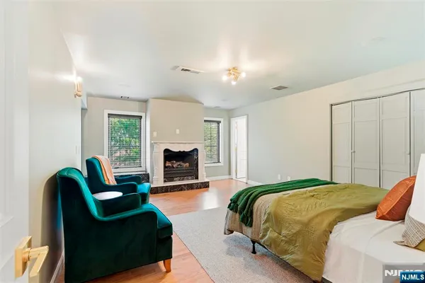 $2,200,000 | 9 Condit Road, Mountain Lakes, NJ 07046