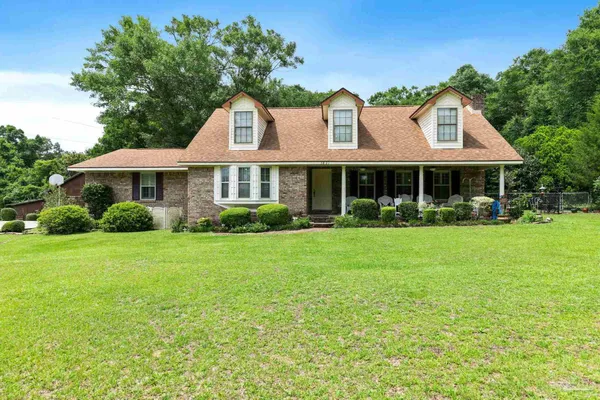 $780,000 | 3821 North Century Boulevard, McDavid, FL 32568