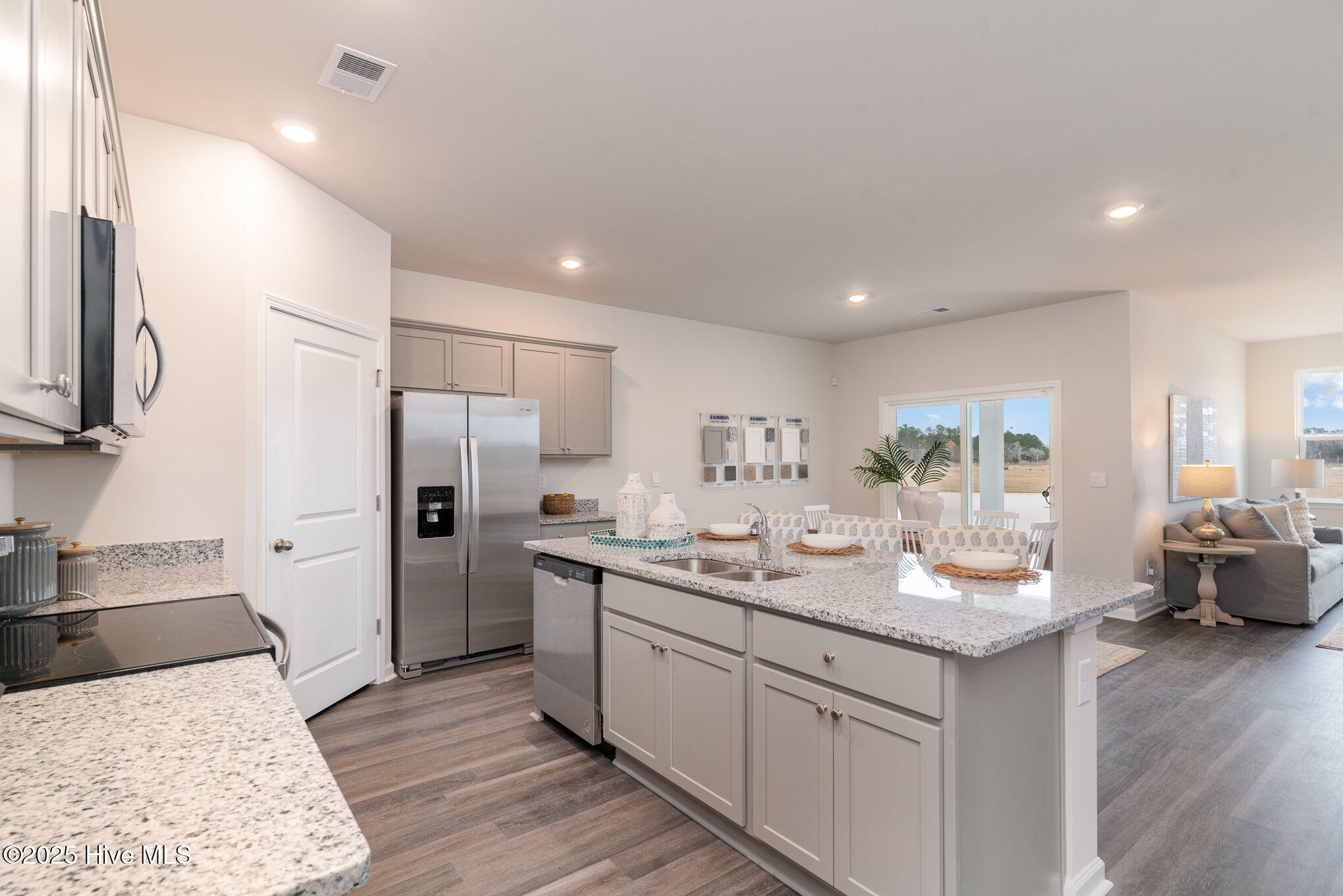 1036 Stanbury Bluff Road Southwest Supply, NC 28462 - Photo 4 of 25 Dover Interior 10