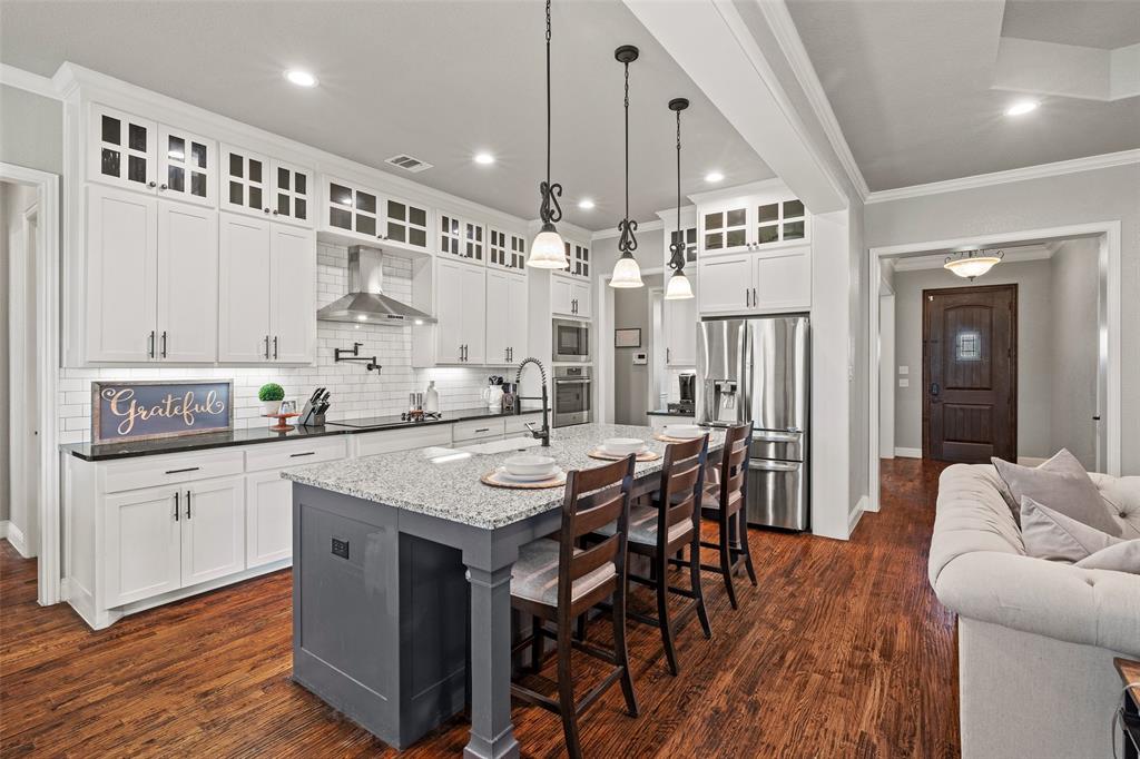 104 Lagrange Court Weatherford, TX 76088 - Photo 13 of 36