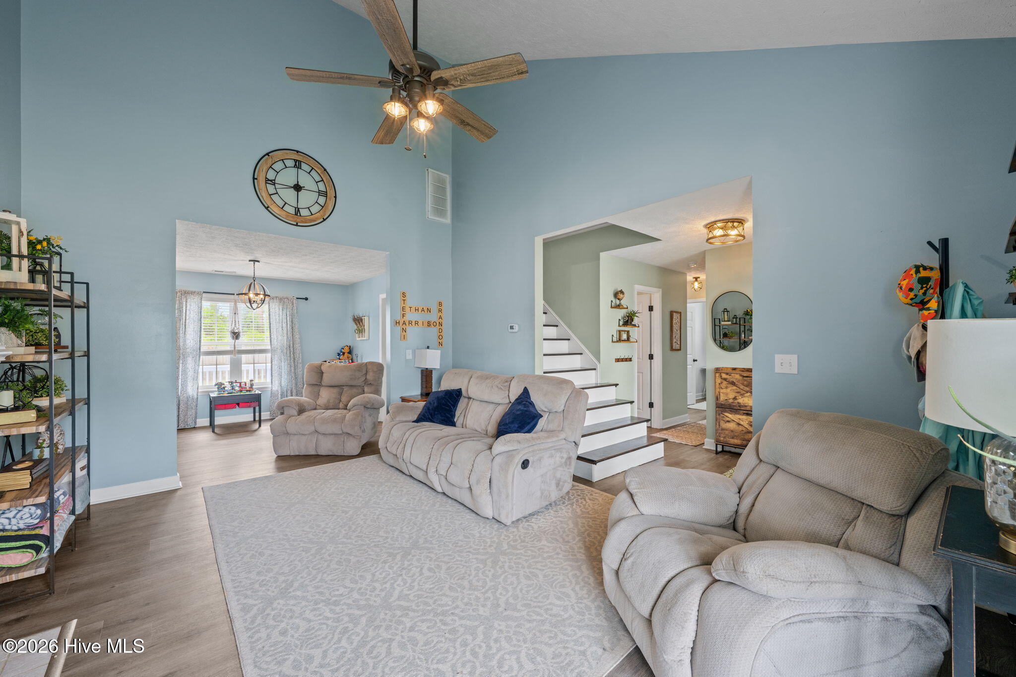 615 Fox Ridge Court Havelock, NC 28532 - Photo 12 of 40 living room with vaulted ceiling