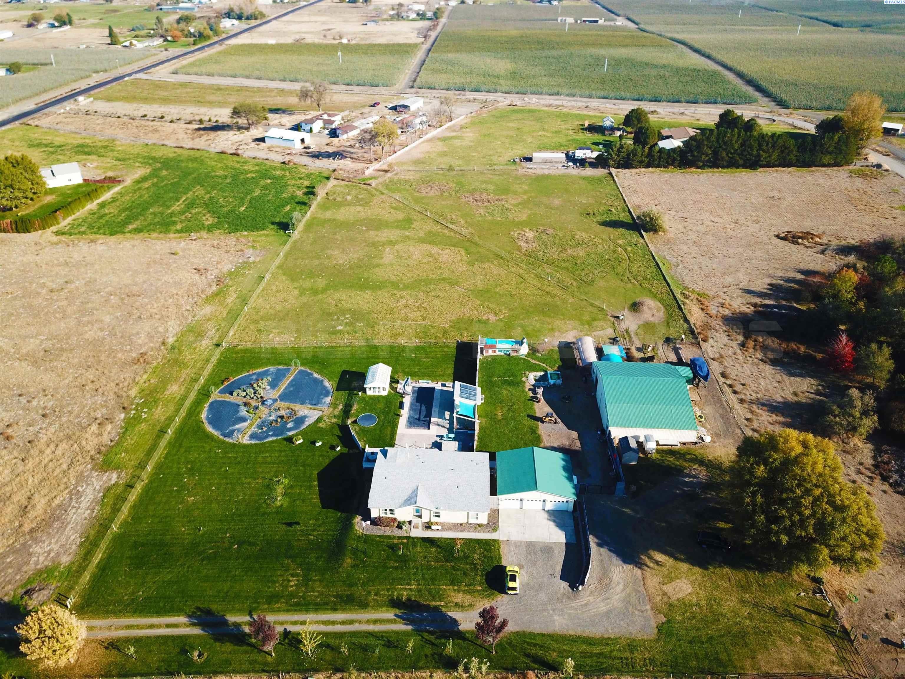 203833 East Terril Road Kennewick, WA 99337 - Photo 2 of 7 Gallery Image 2