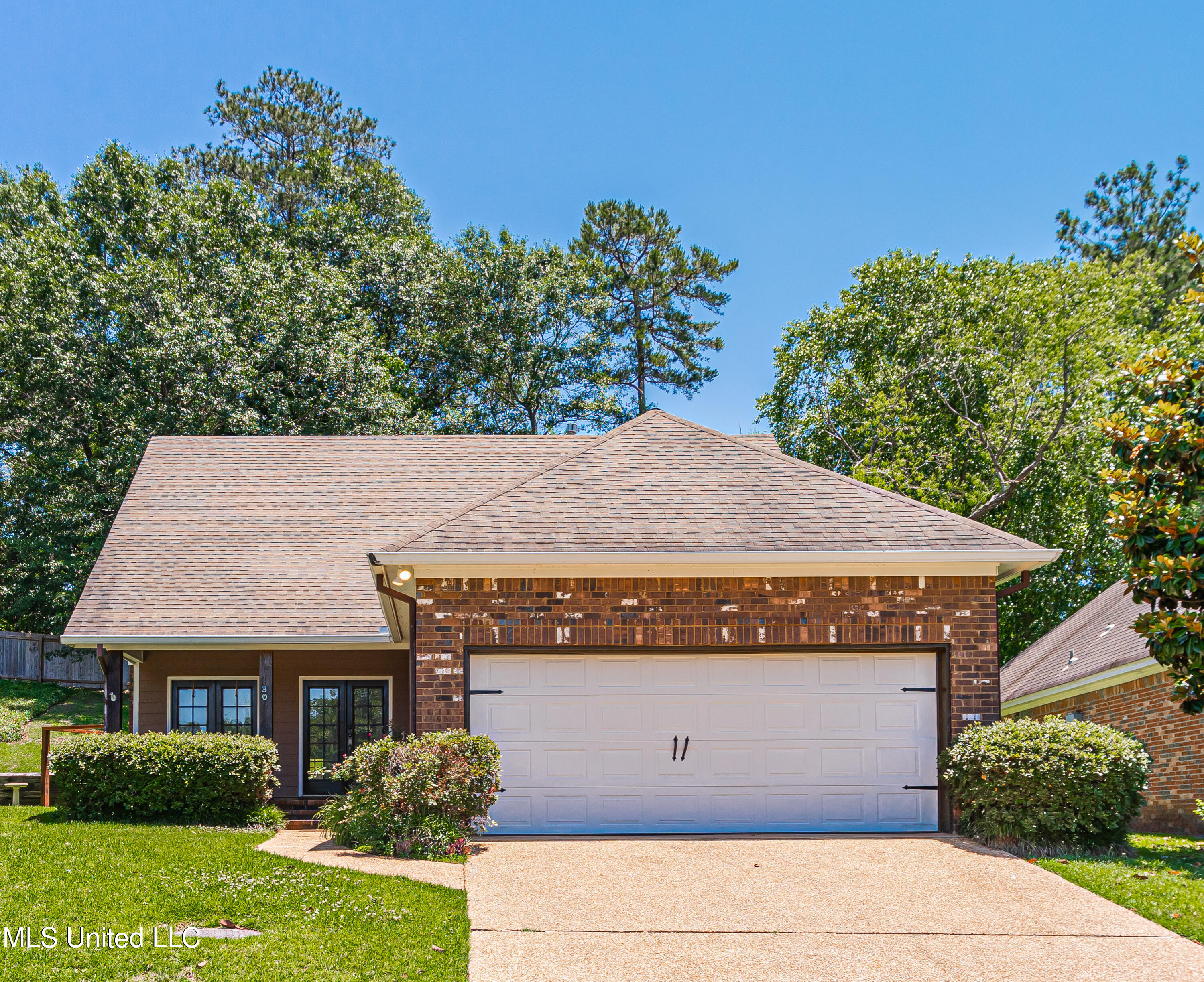 30 Azalea Place Brandon, MS 39047 - Photo 2 of 41 926A7811