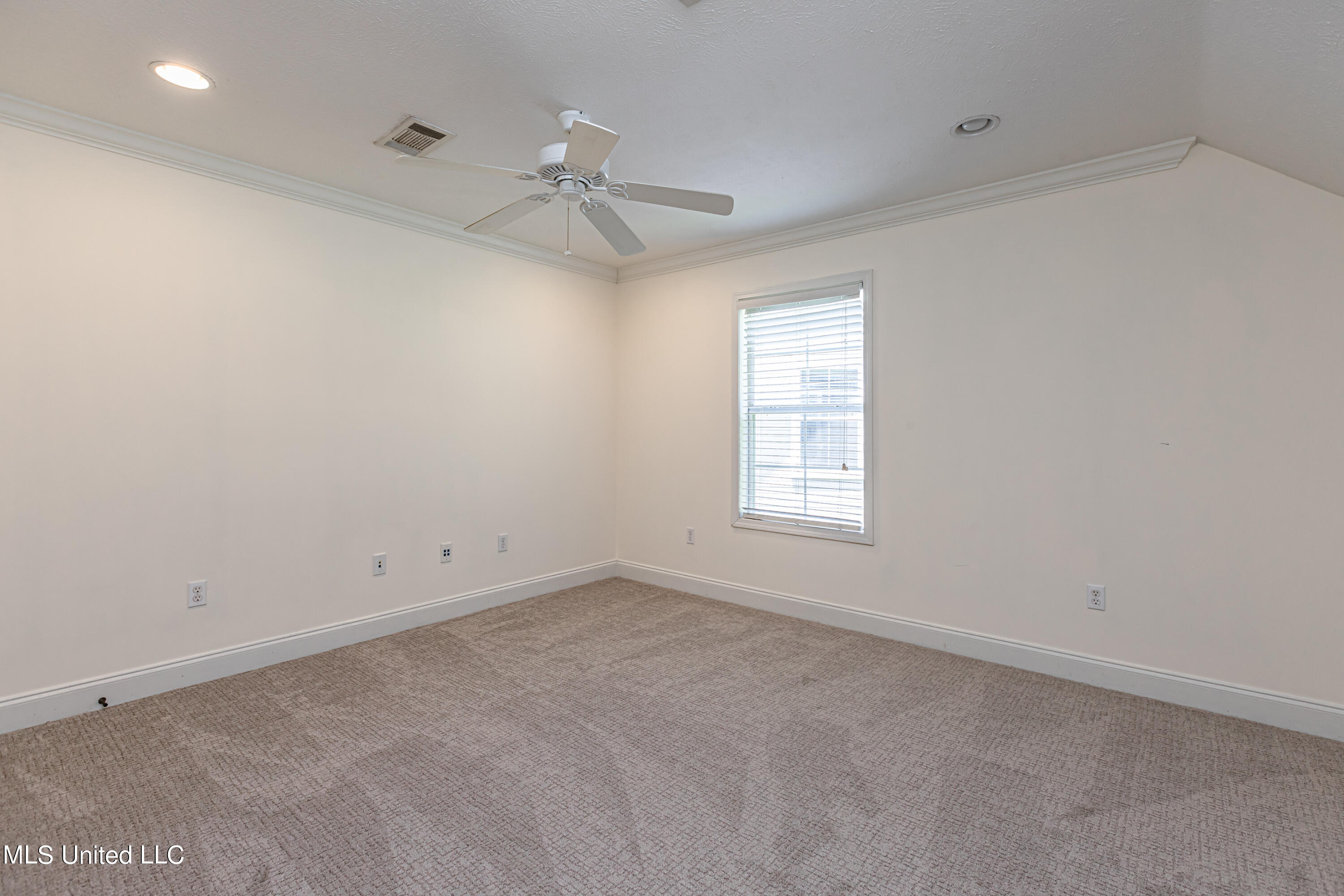 30 Azalea Place Brandon, MS 39047 - Photo 34 of 41 926A7863