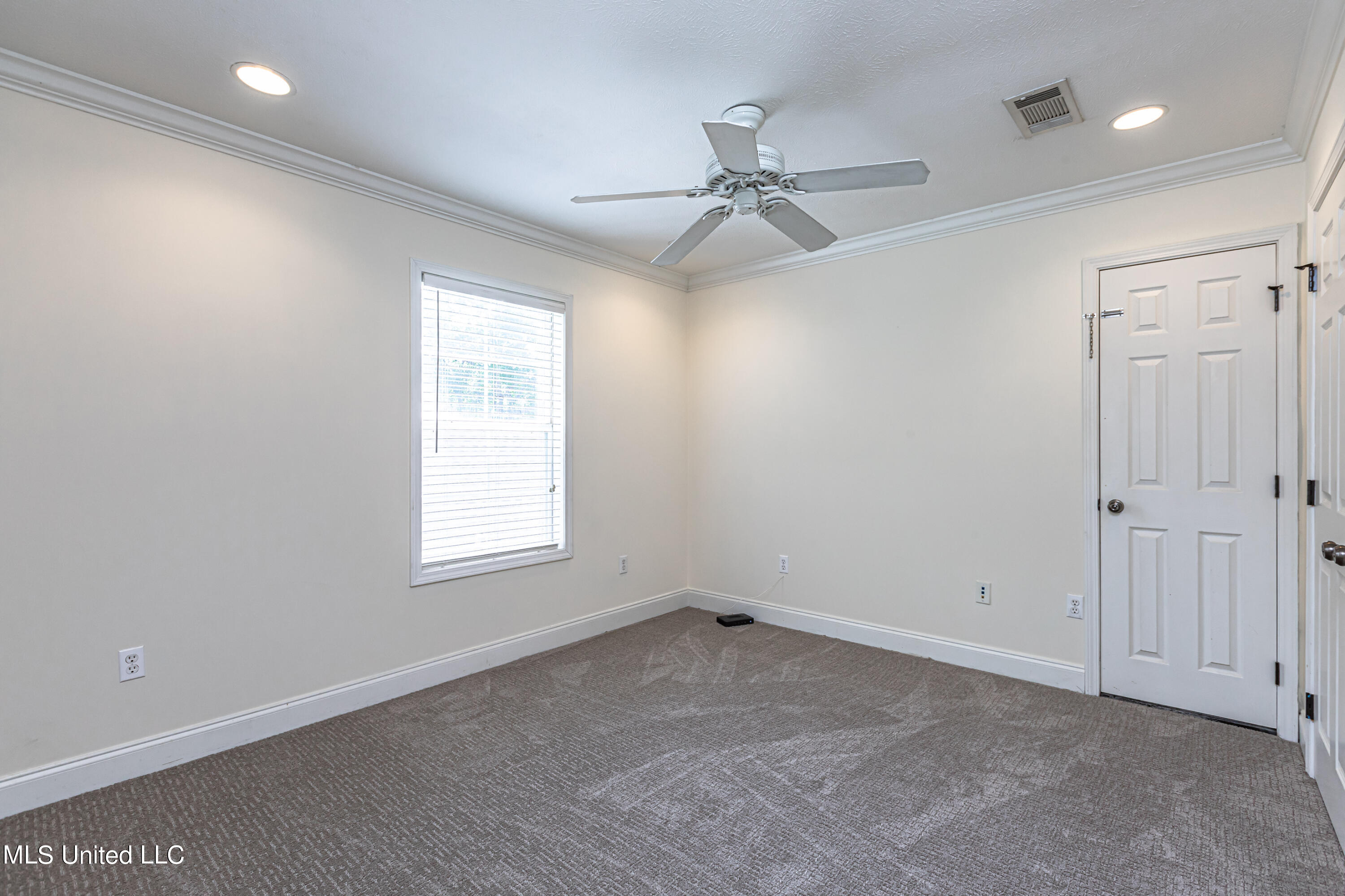 30 Azalea Place Brandon, MS 39047 - Photo 37 of 41 926A7867