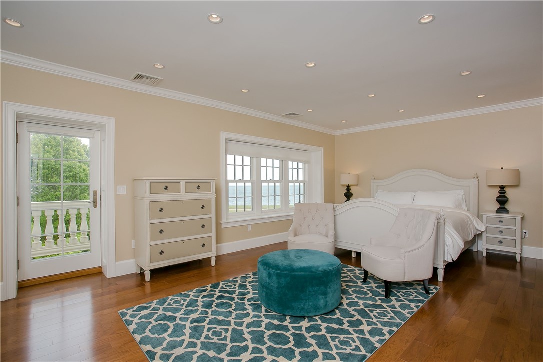 241 Ruggles Avenue, Unit B Newport, RI 02840 - Photo 11 of 16
