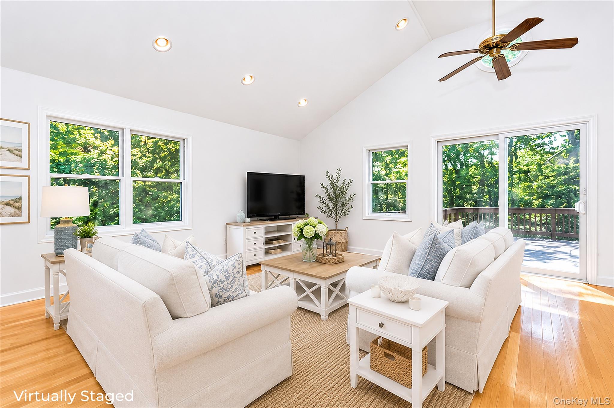 47 Suffolk Road Hampton Bays, NY 11946 - Photo 10 of 42