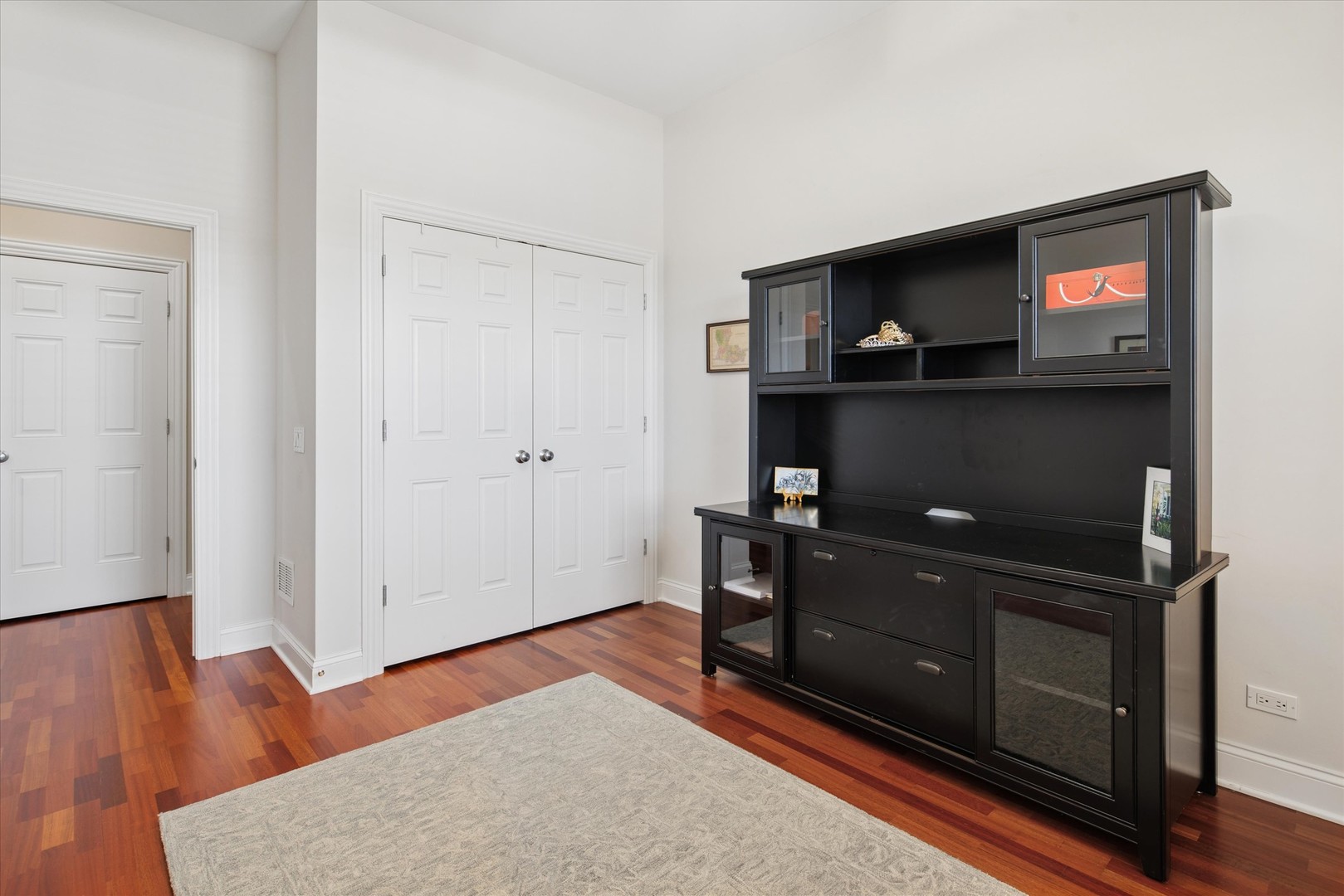 1908 West Irving Park Road, Unit 402 Chicago, IL 60613 - Photo 18 of 24