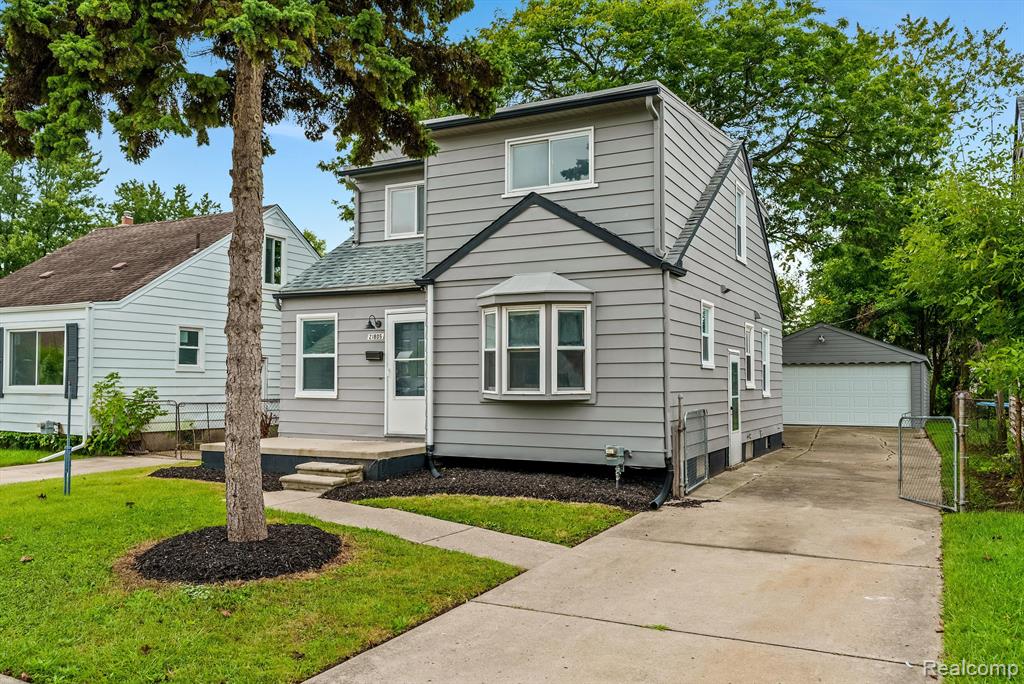 21805 Rausch Avenue Eastpointe, MI 48021 - Photo 4 of 33
