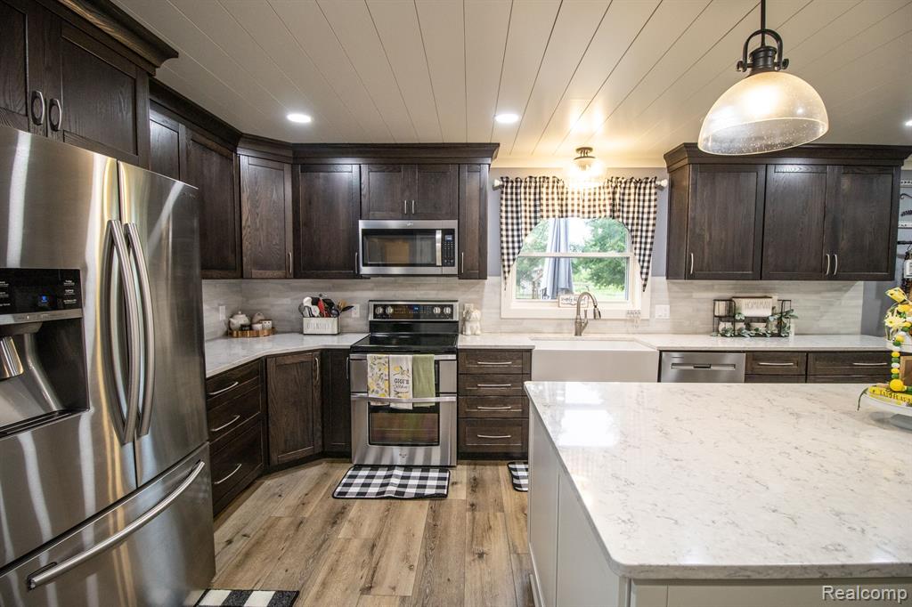 4585 East Burt Road Birch Run, MI 48415 - Photo 19 of 98