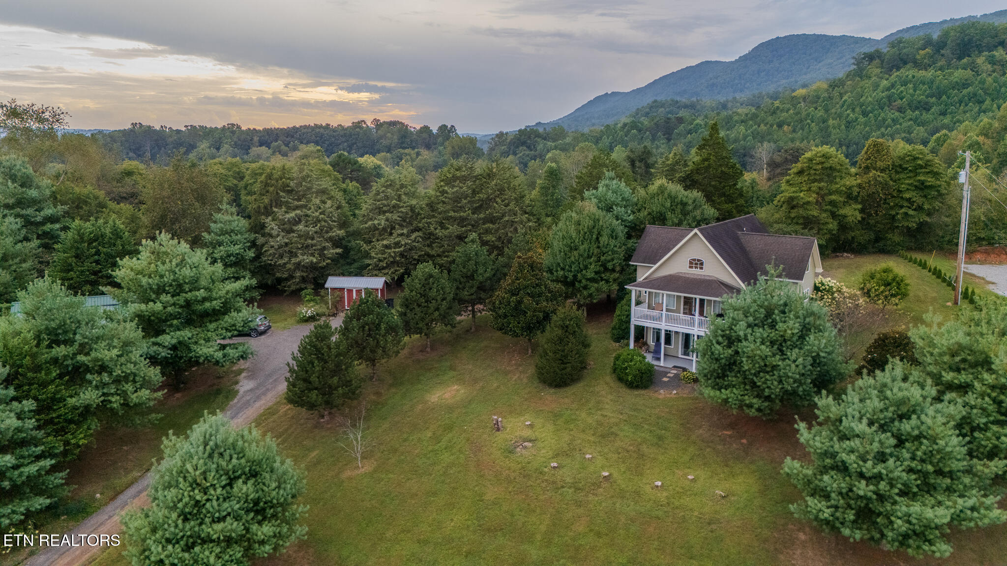 217 Brantley Acres Speedwell, TN 37870 - Photo 11 of 59 DJI_20250902184557_0860_D