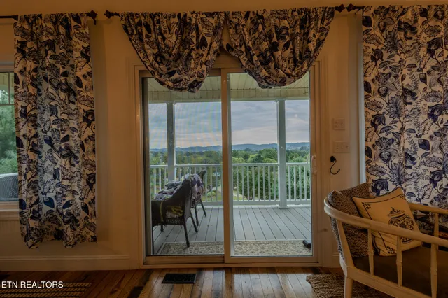 $499,000 | 217 Brantley Acres, Speedwell, TN 37870