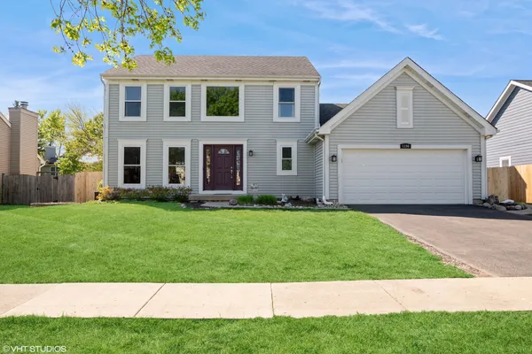 $470,000 | 1196 Hummingbird Lane, Grayslake, IL 60030