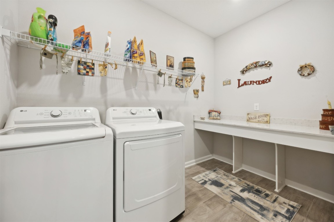 75505 Banyan Way Yulee, FL 32097 - Photo 44 of 94 a utility room with dryer and washer