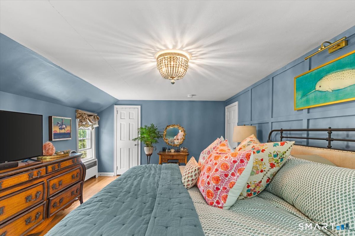 42 Gifford Road West Hartford, CT 06119 - Photo 15 of 28