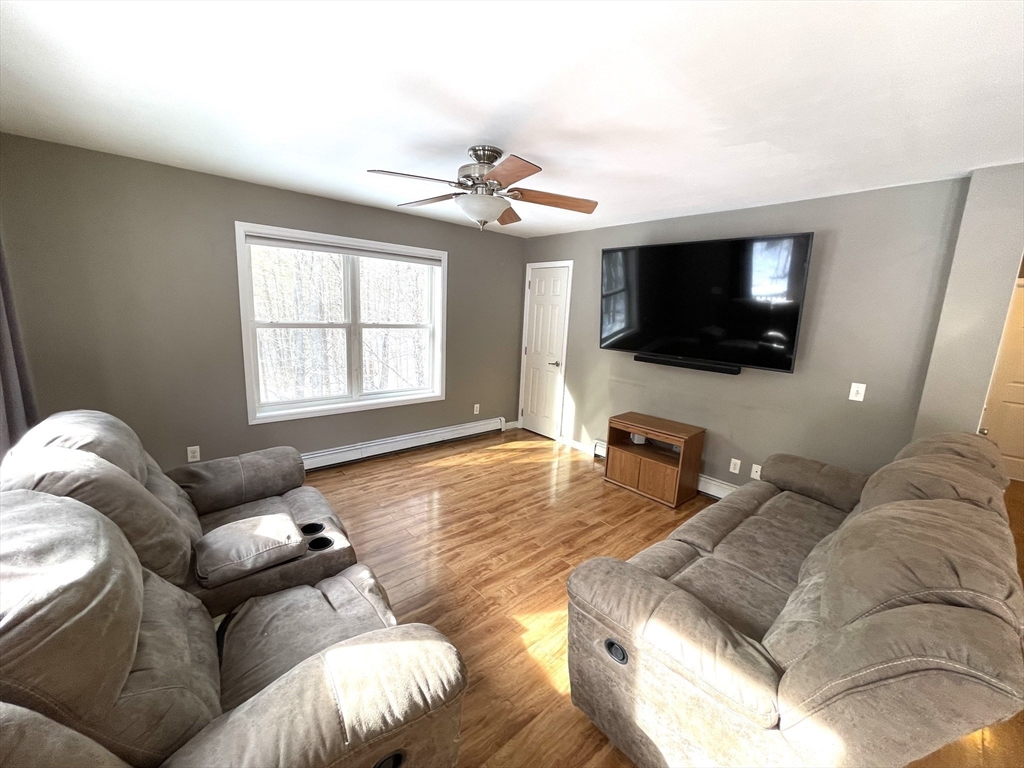 97 Lucy Fiske Road Shelburne, MA 01370 - Photo 7 of 16 Gallery Image 7