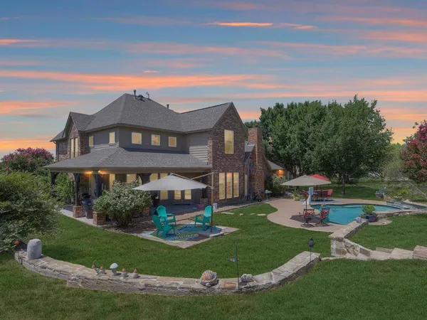 $1,000,000 | 118 Corona Court, Fort Worth, TX 76108