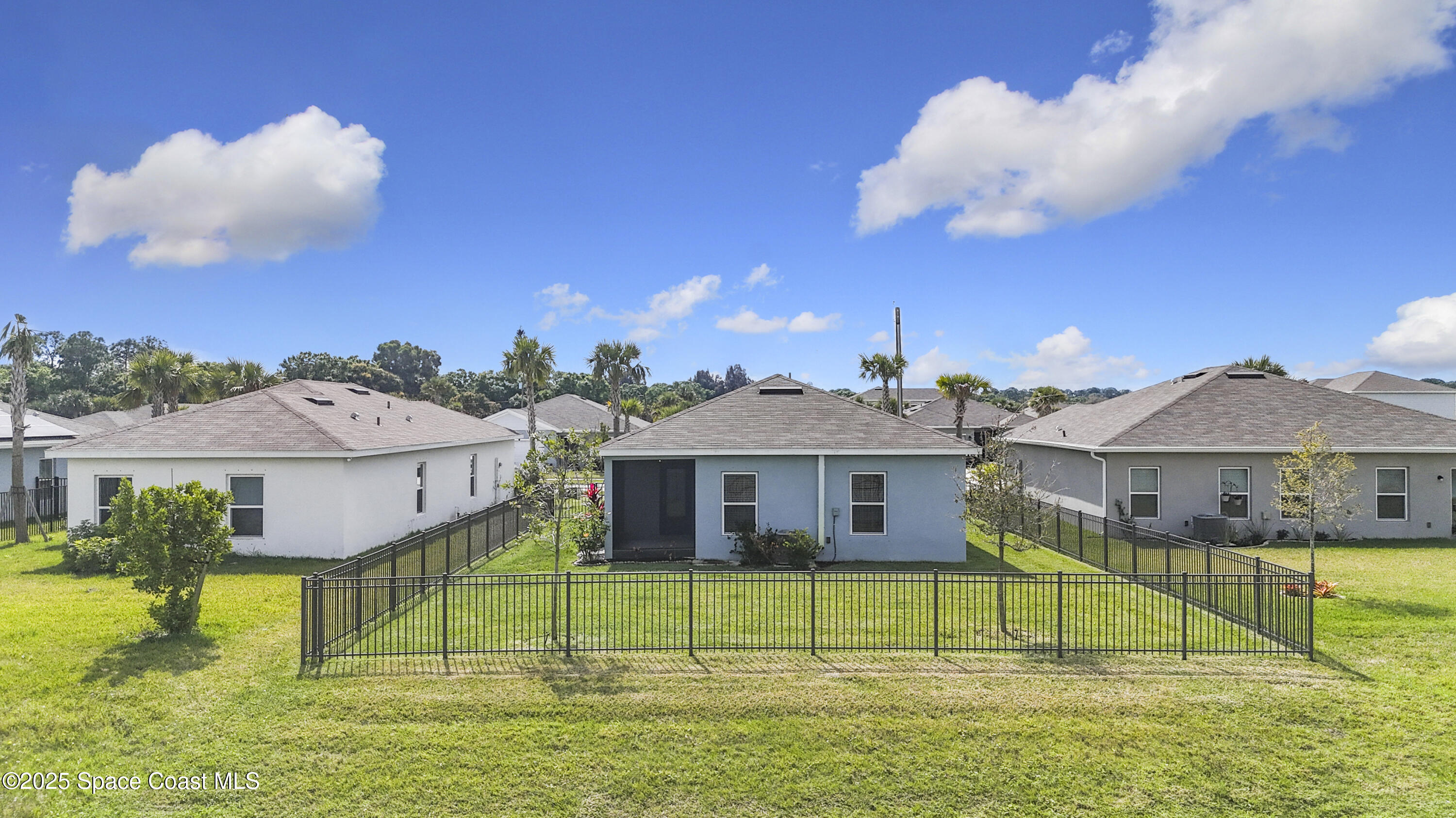 214 Raspberry Road Fort Pierce, FL 34981 - Photo 27 of 31 Photo