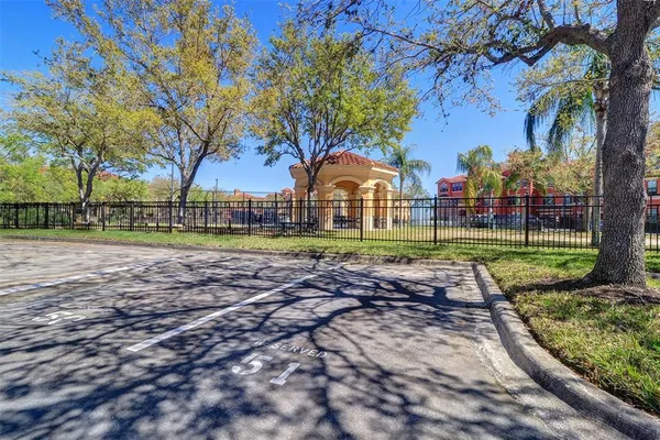 $2,100 | 2722 Via Tivoli, Unit 422B, Clearwater, FL 33764