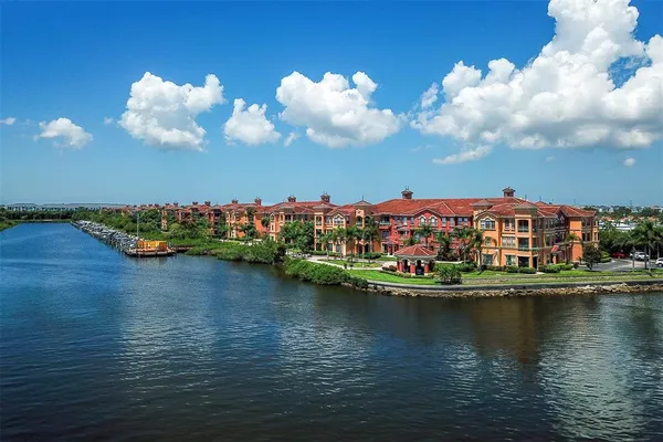 $2,100 | 2722 Via Tivoli, Unit 422B, Clearwater, FL 33764