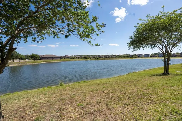 $2,200 | 9136 Hillcroft Drive, Riverview, FL 33578