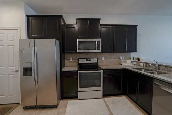 $2,200 | 9136 Hillcroft Drive, Riverview, FL 33578