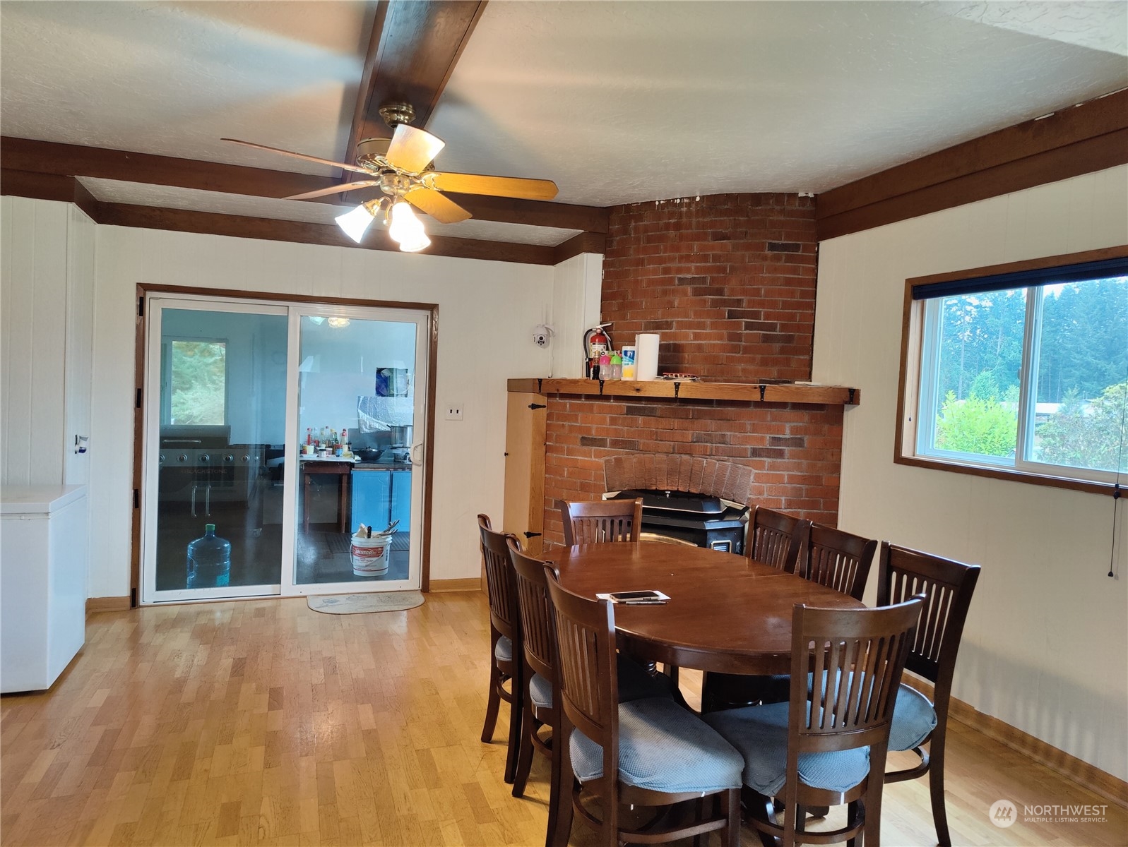 126 Reinseth Road Winlock, WA 98596 - Photo 12 of 33 a dining room with furniture and window