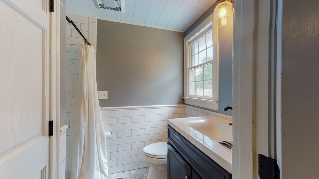 2 Orrison Street Worcester, MA 01609 - Photo 13 of 41 Gallery Image 13