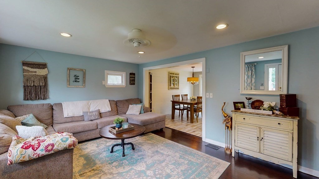 2 Orrison Street Worcester, MA 01609 - Photo 3 of 41 Gallery Image 3