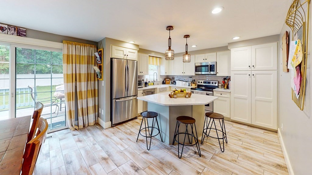 2 Orrison Street Worcester, MA 01609 - Photo 6 of 41 Gallery Image 6